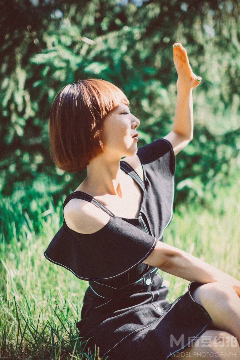 胶片模特