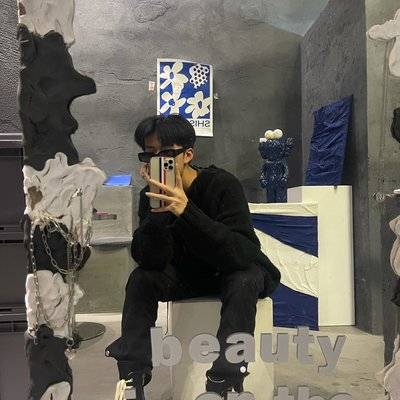 黑白模特