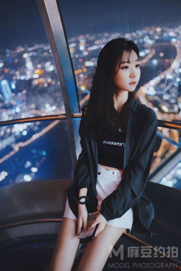夜景模特