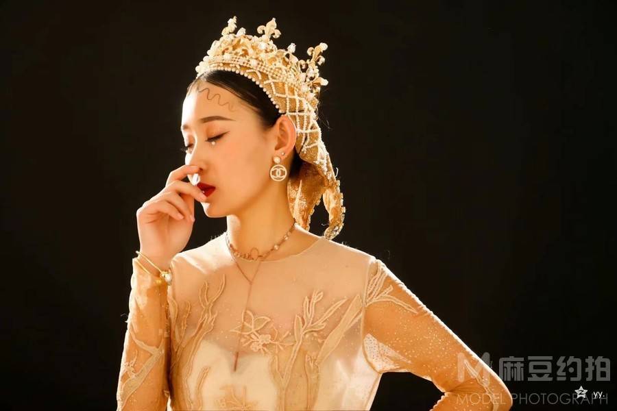 妆容模特
