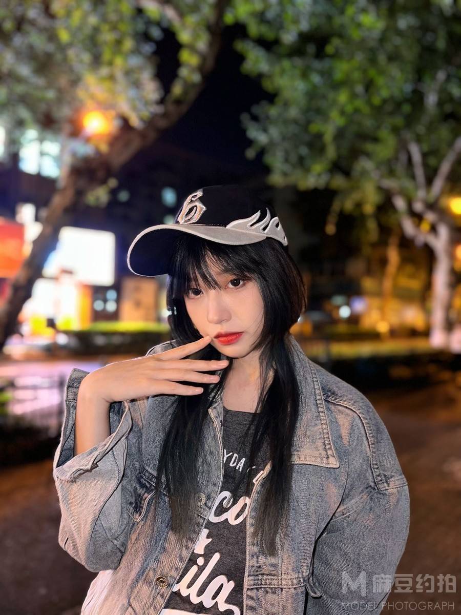 夜景模特