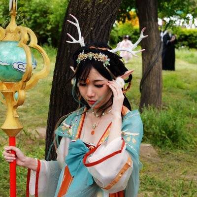 汉服模特