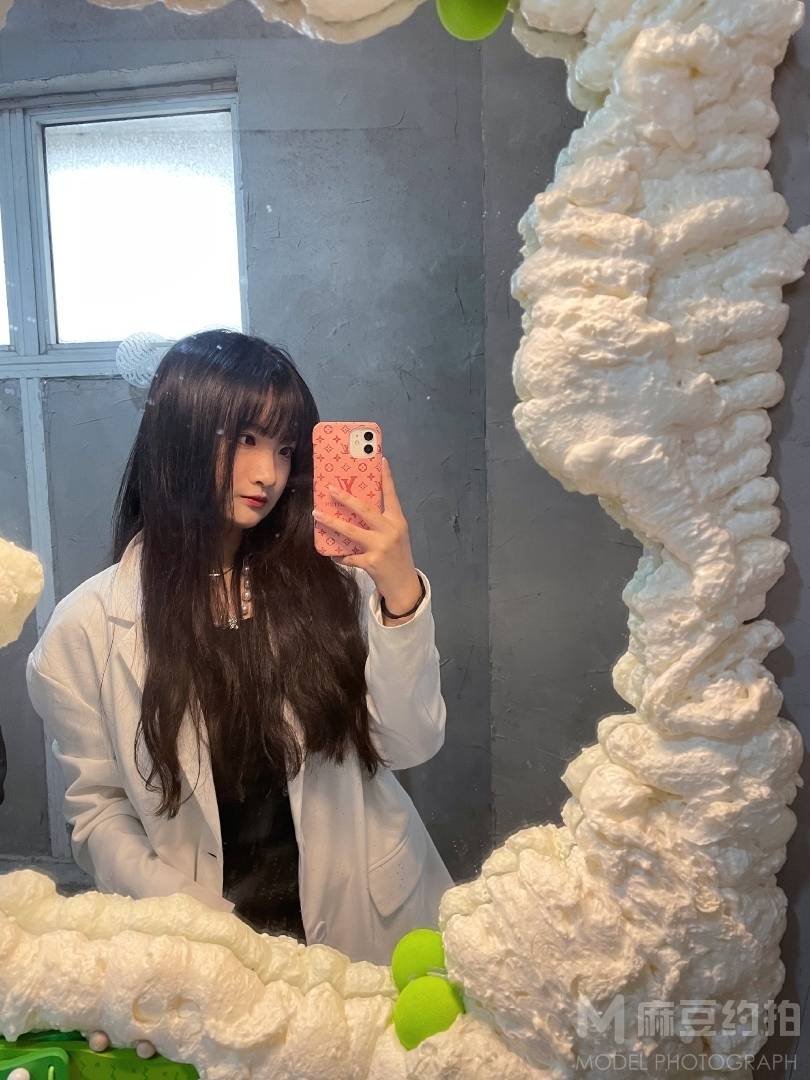 黑白模特