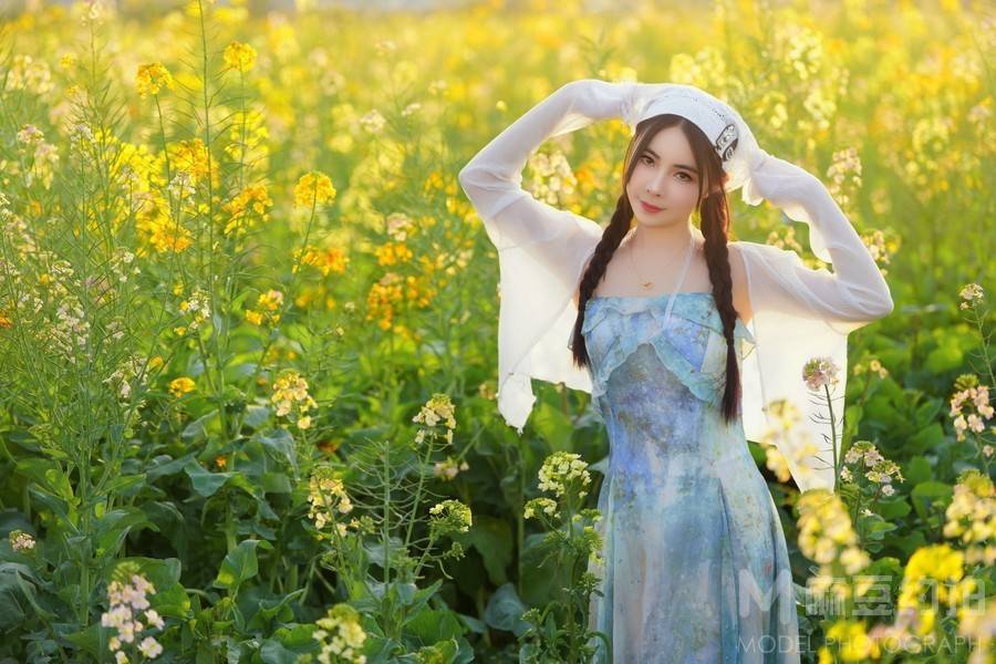 清新模特
