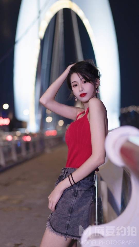 夜景模特