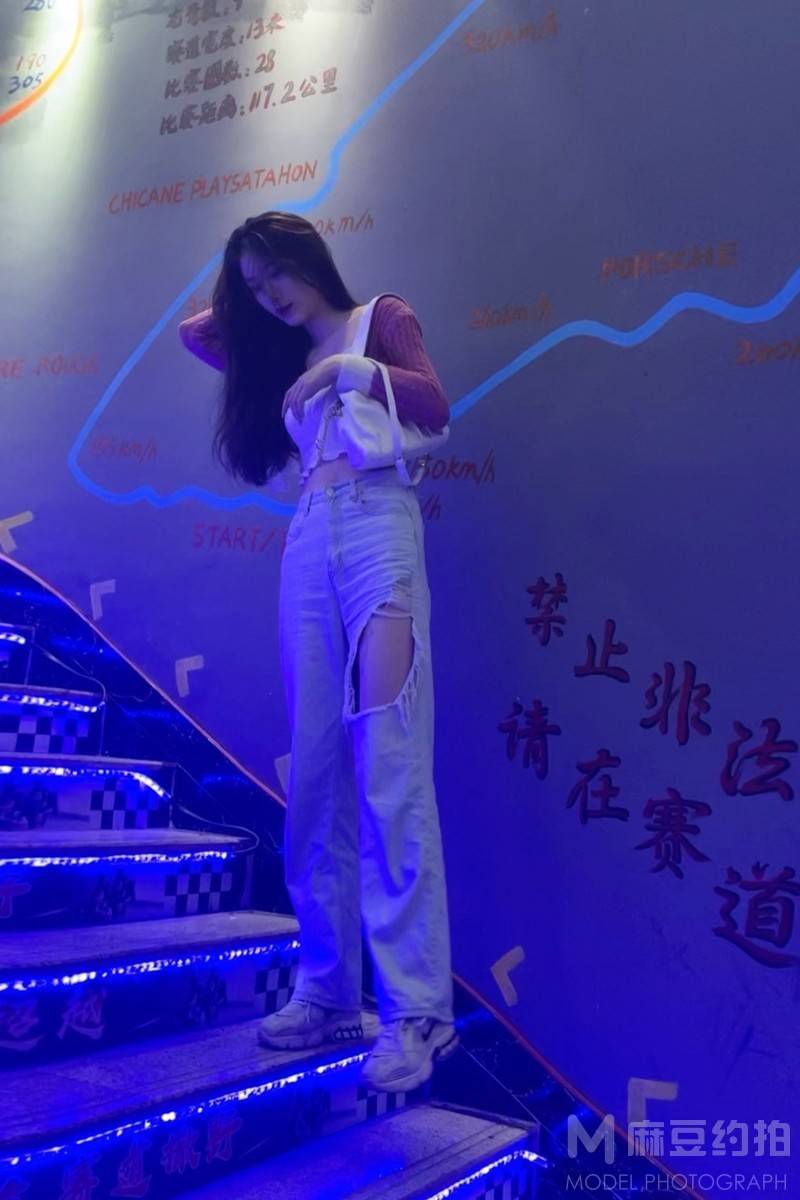 黑白模特