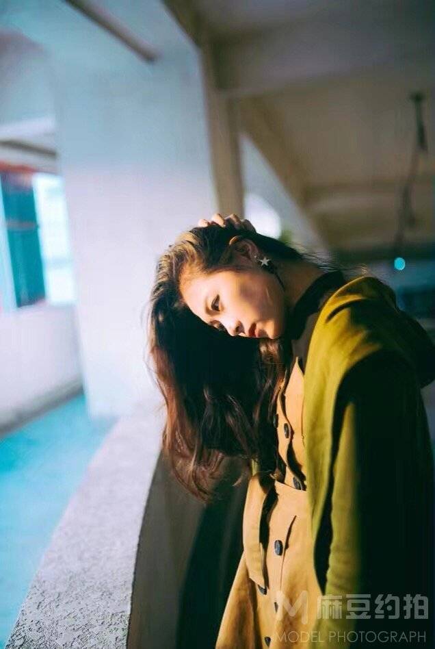 胶片模特