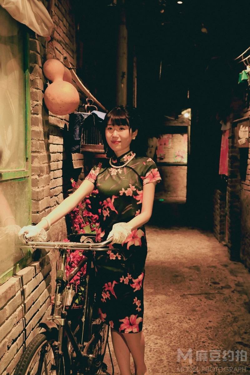 胶片模特