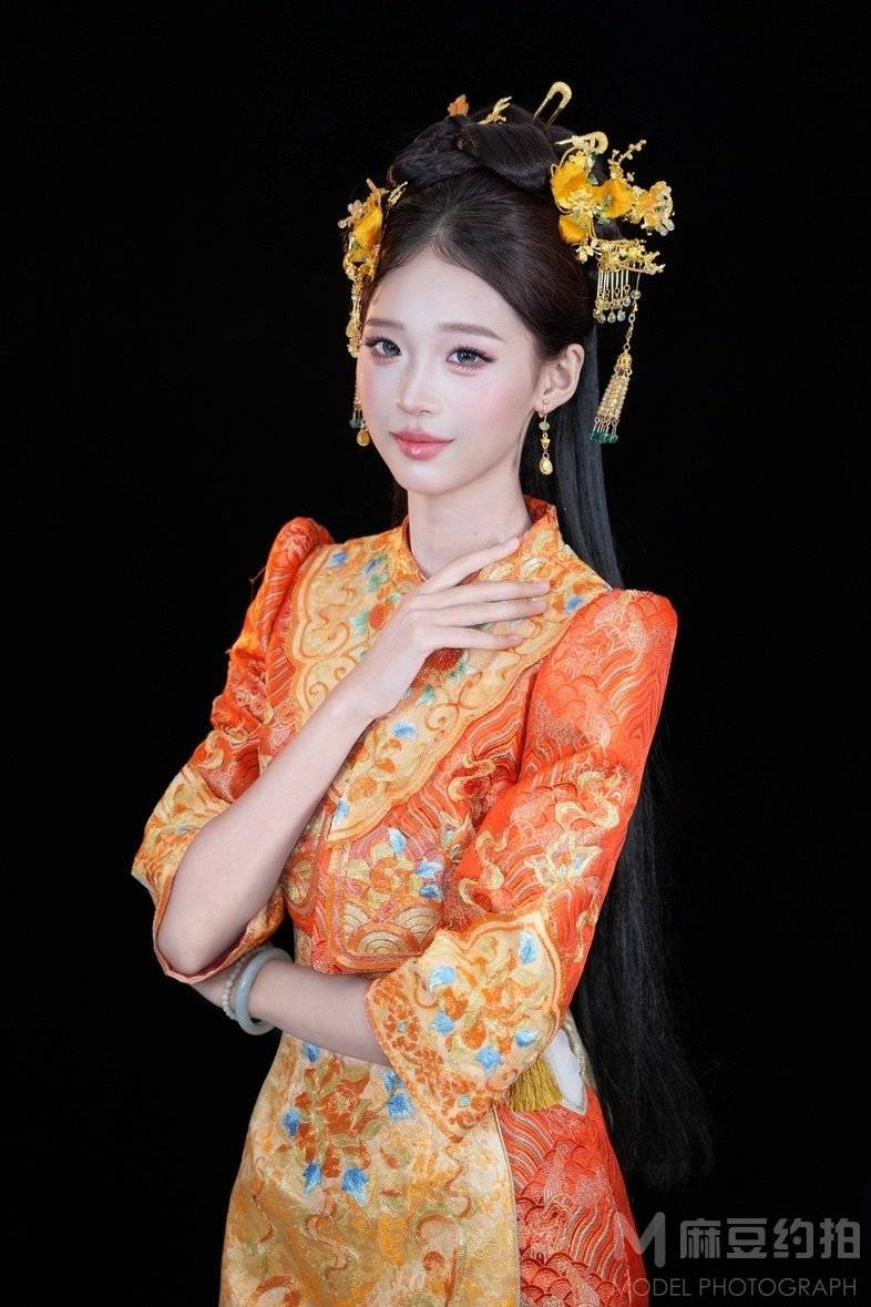 妆容模特