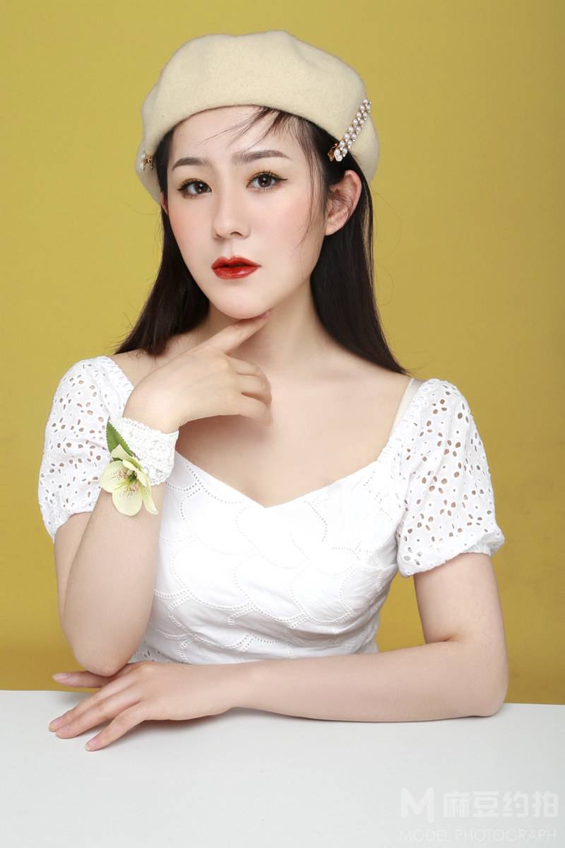 清新模特