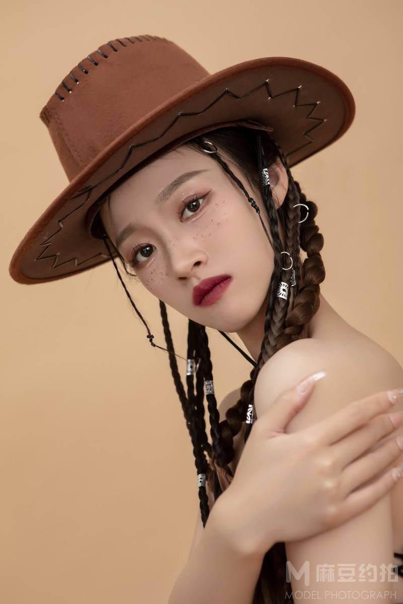 妆容模特