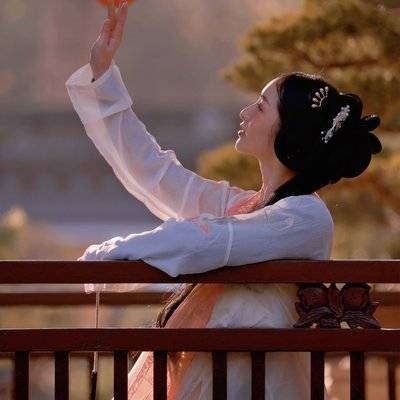 汉服模特