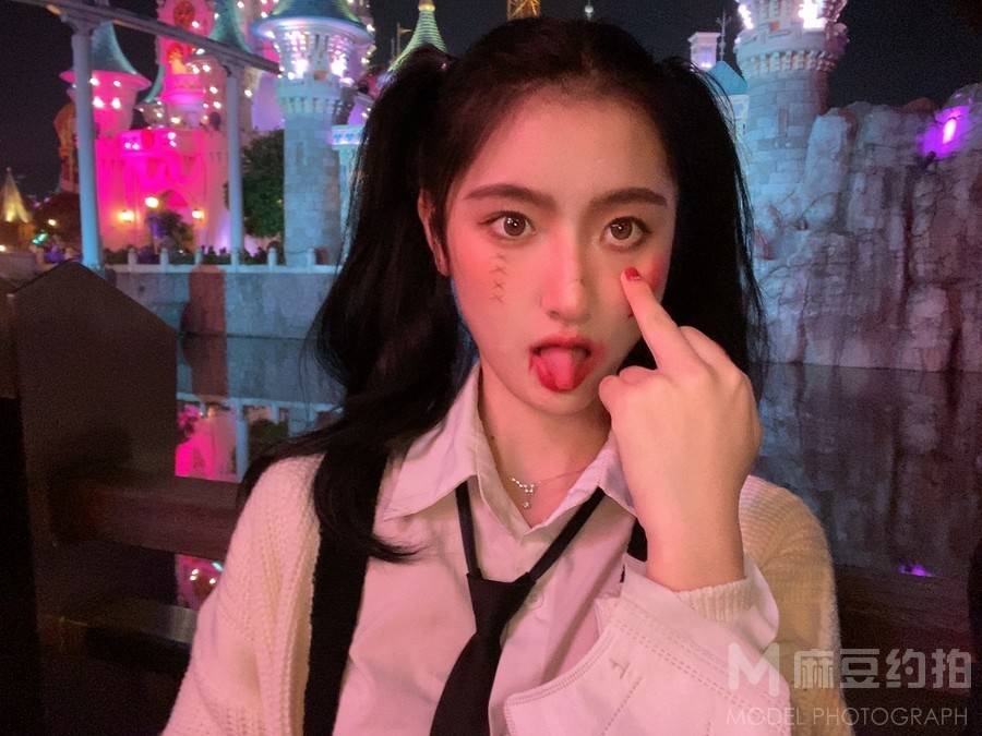 妆容模特