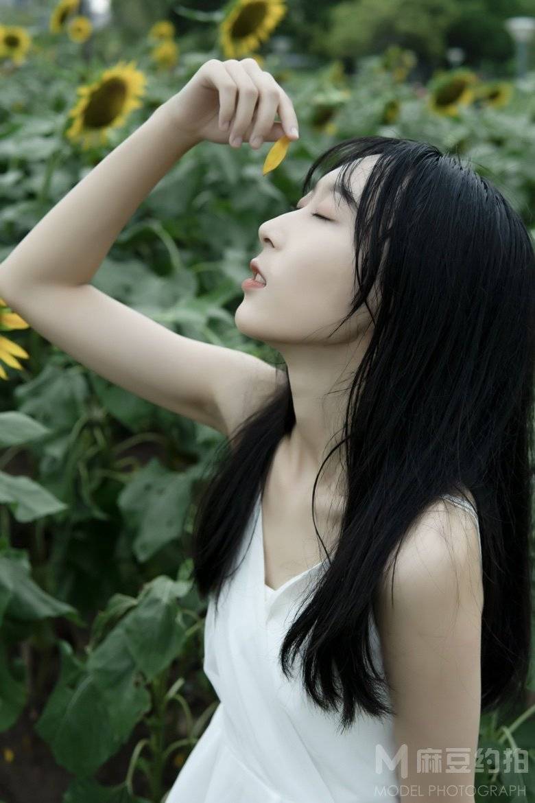 胶片模特