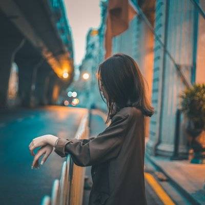 情绪模特
