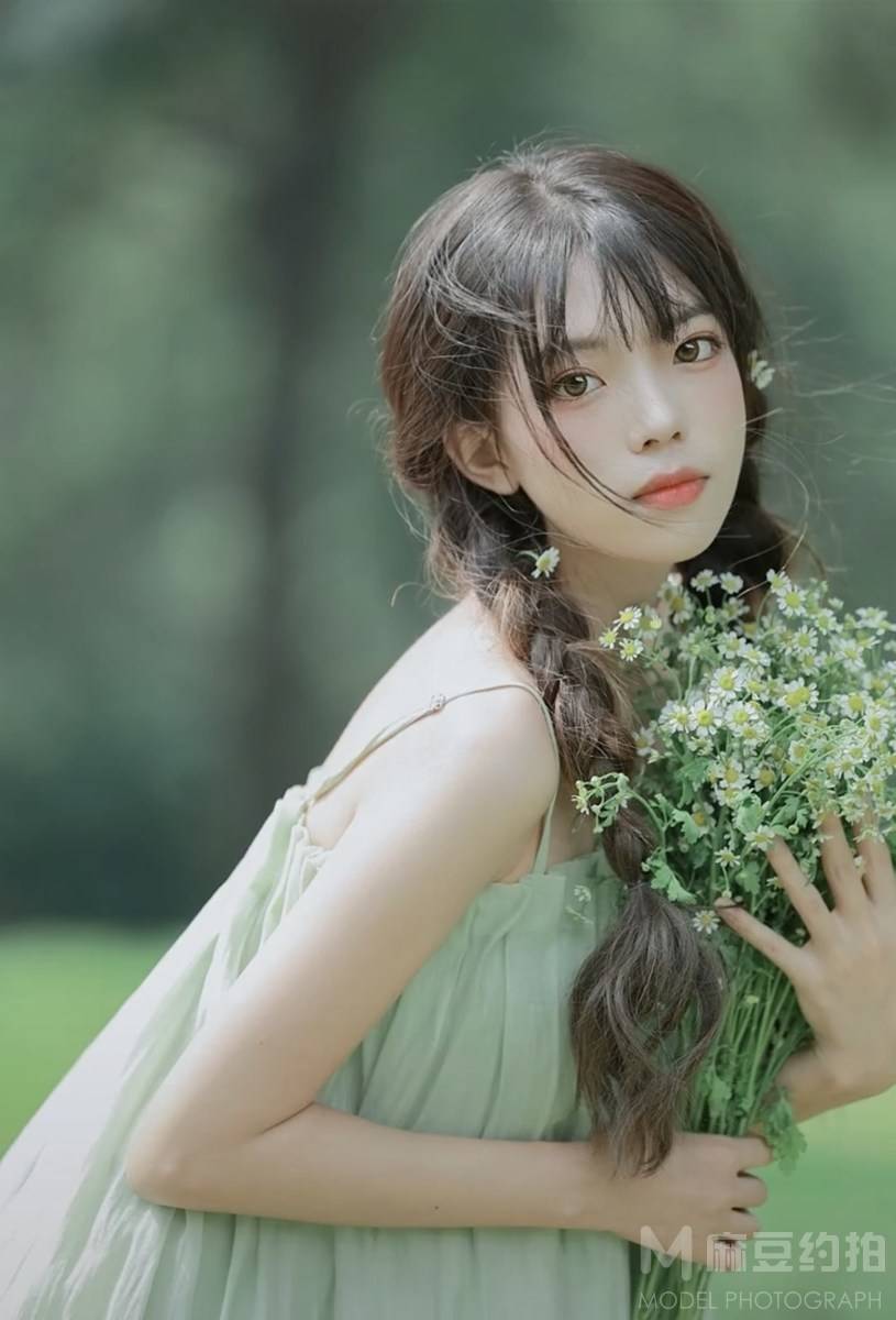 清新模特