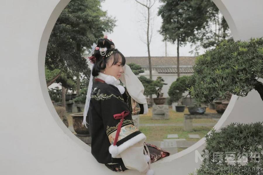 汉服模特