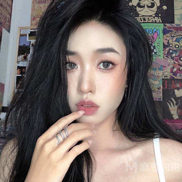 妆容模特