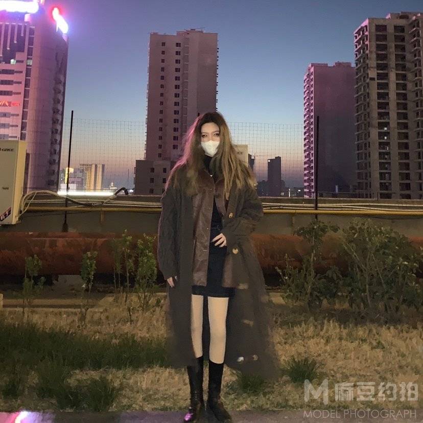 夜景模特