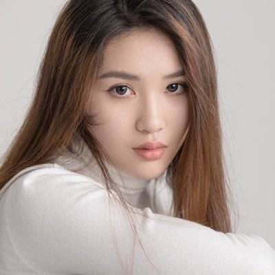 黑白模特