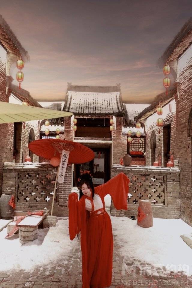汉服模特