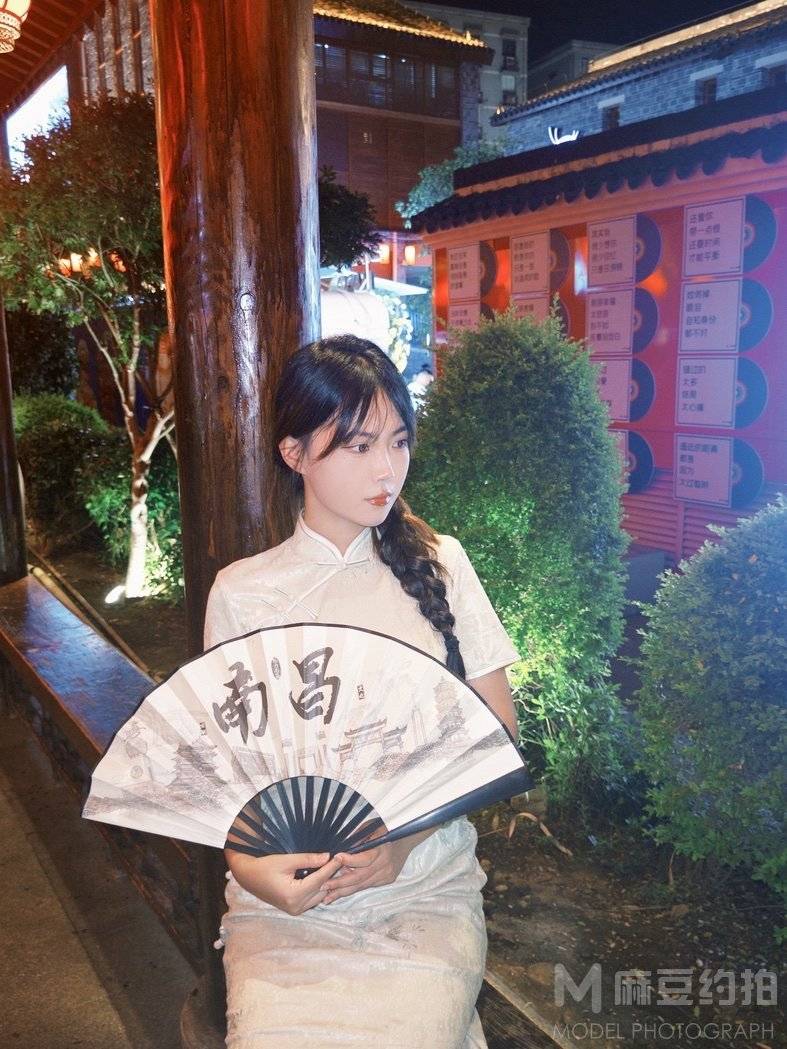 民国模特