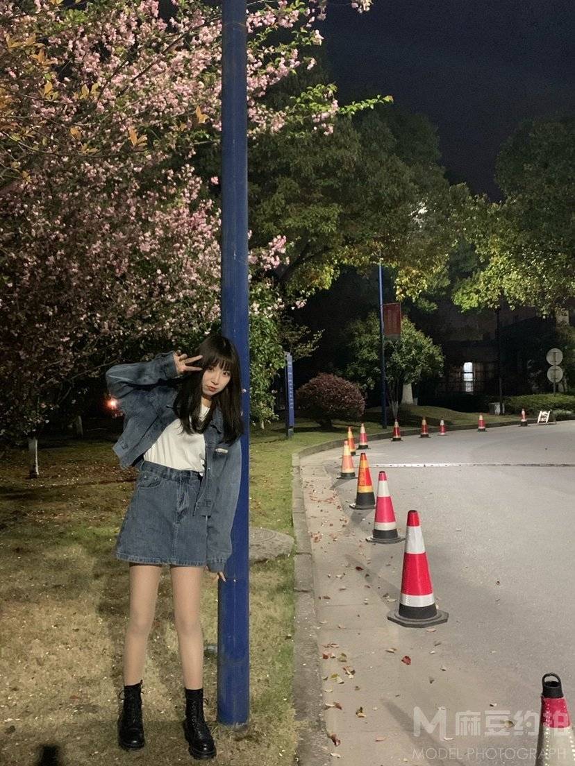 校园模特
