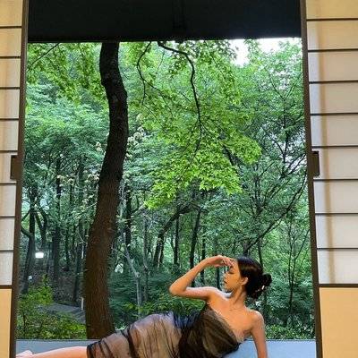 黑白模特
