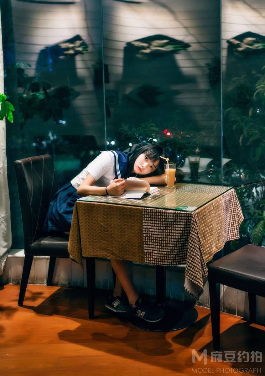校园模特