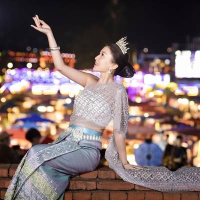 夜景模特