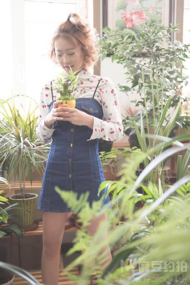 清新模特