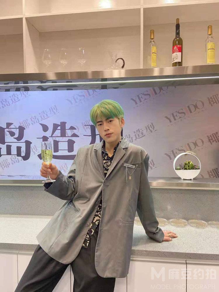情侣模特