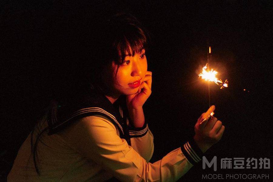 夜景模特