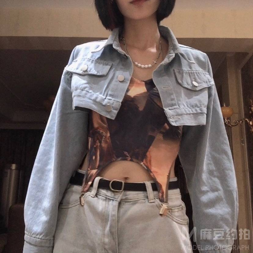 妆容模特