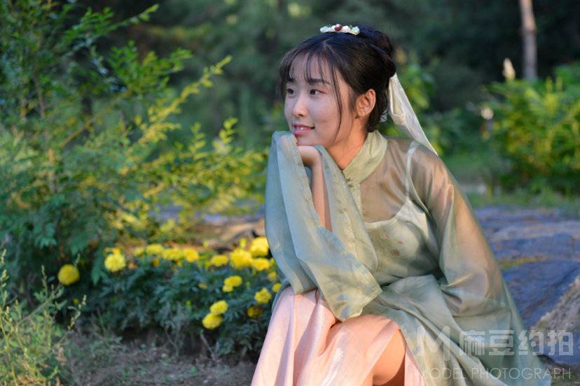 汉服模特