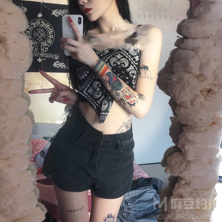胶片模特