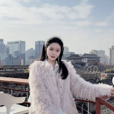 黑白模特