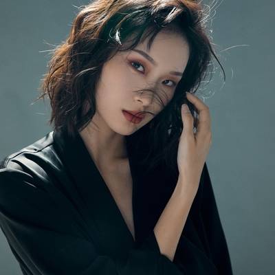 黑白模特
