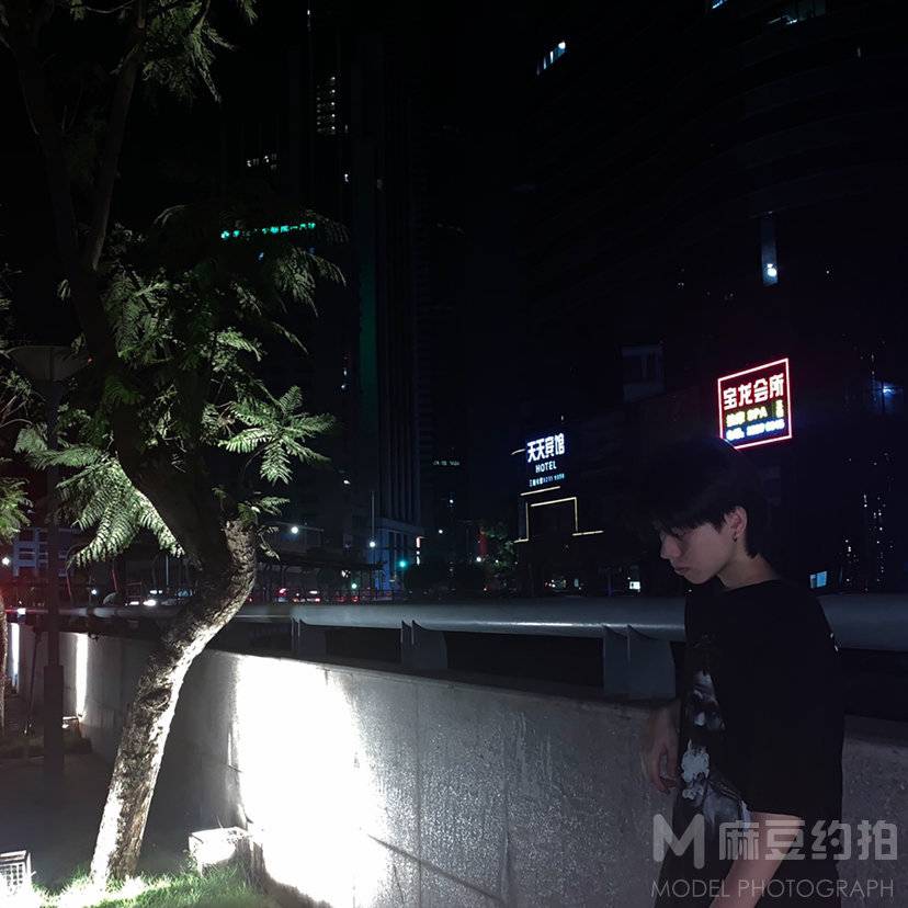 暗黑模特