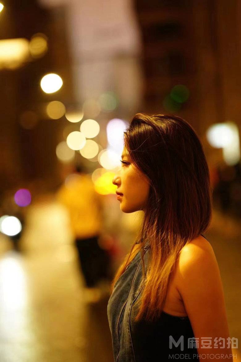 夜景模特