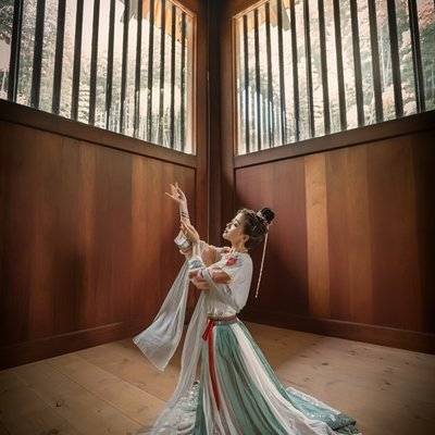 汉服模特