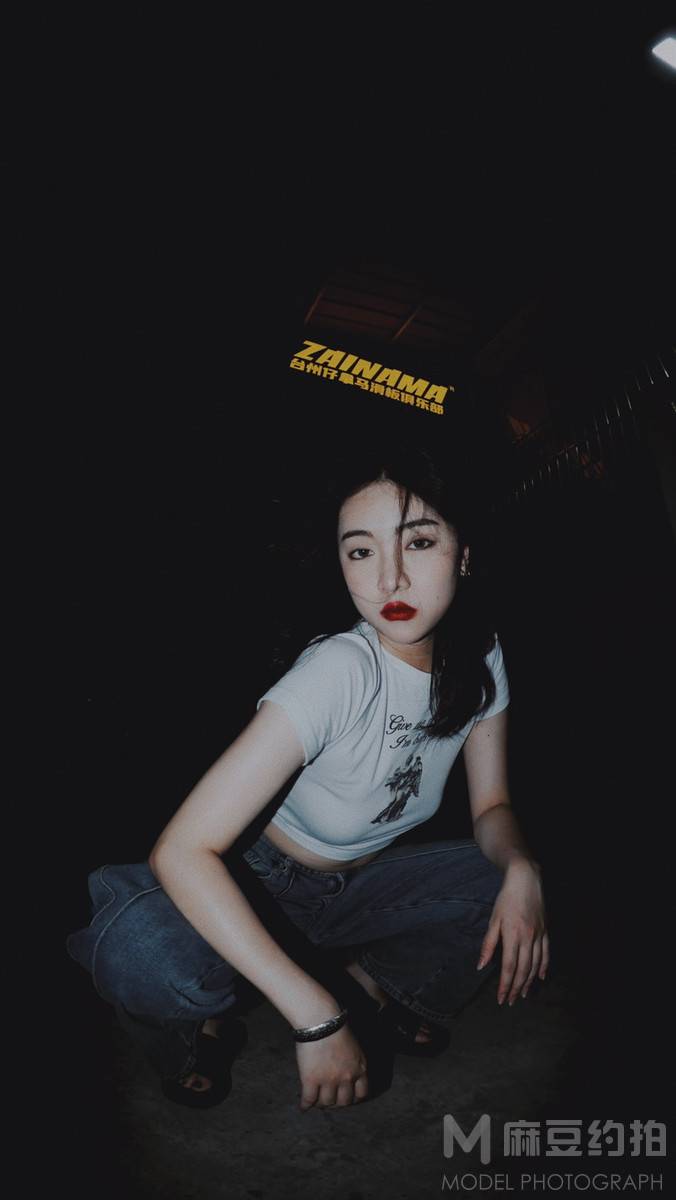 夜景模特