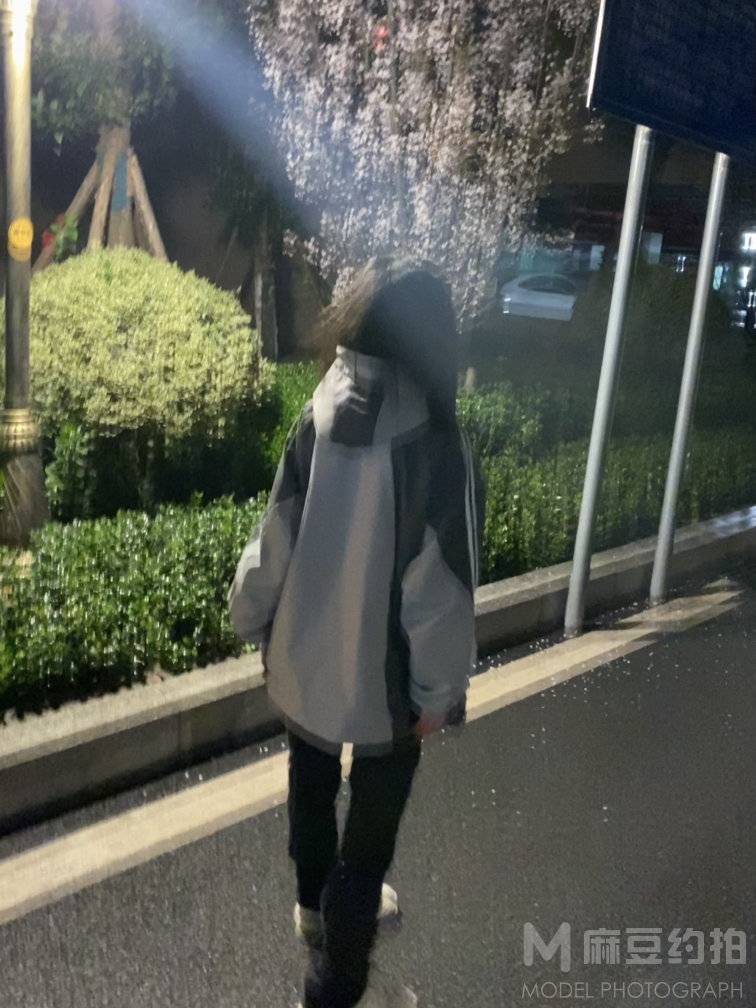 纪实模特