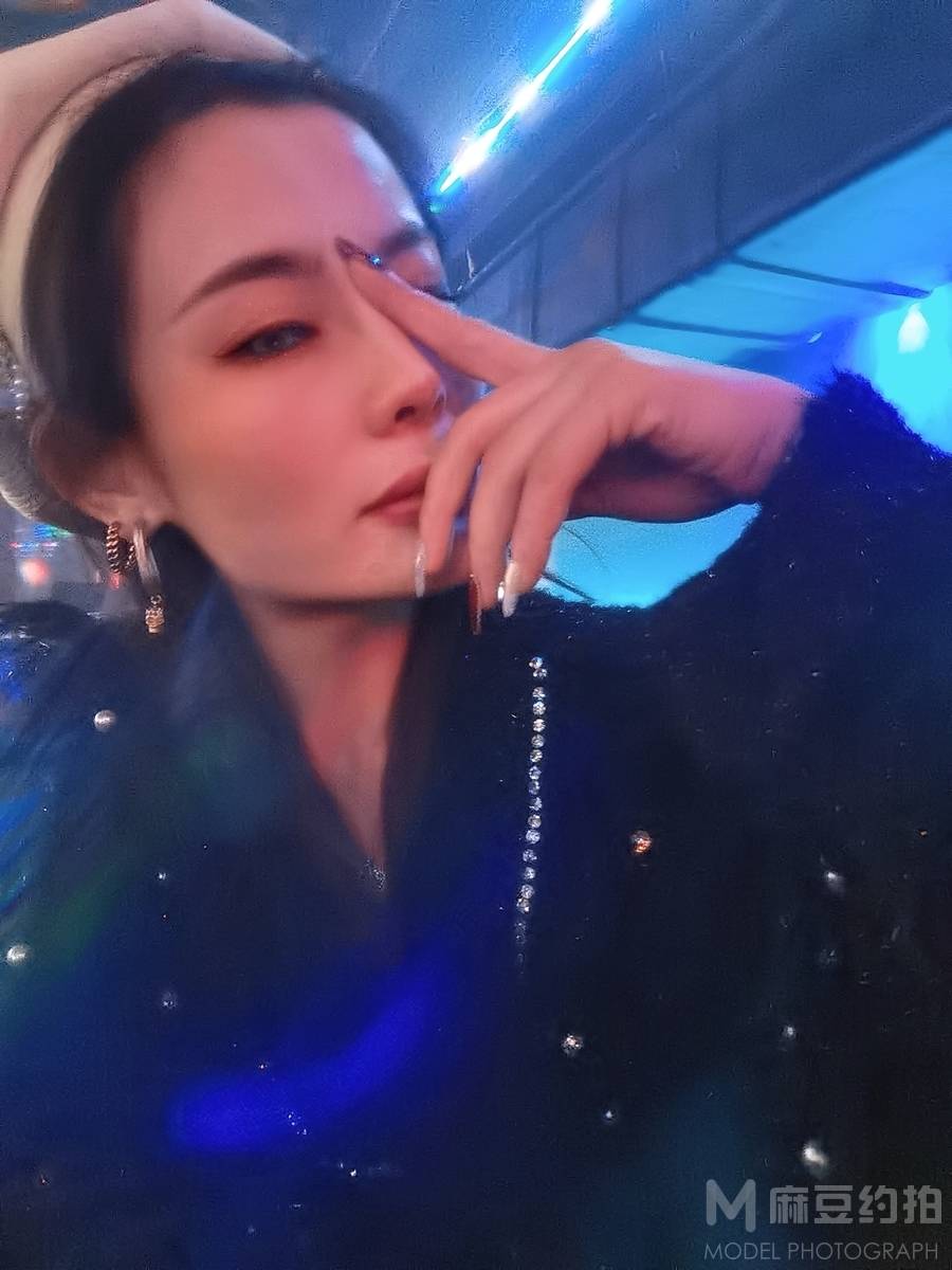 商务模特