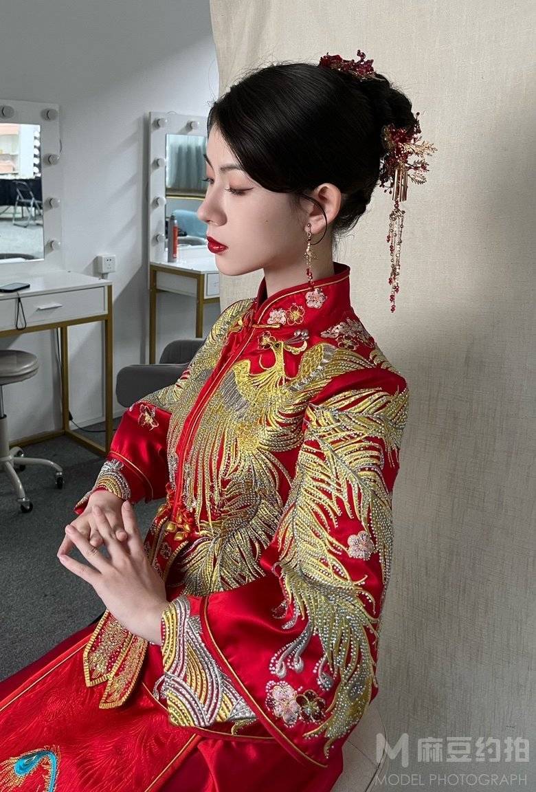 妆容模特