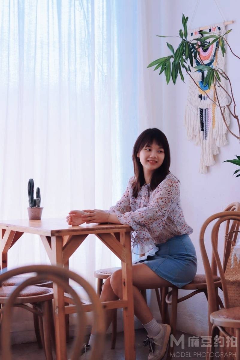 清新模特