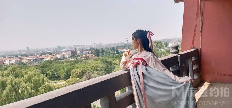 清新模特