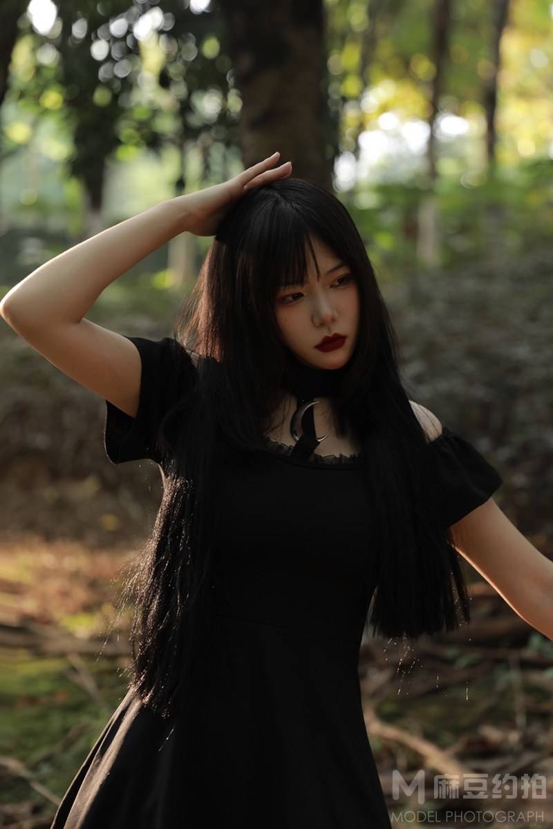 暗黑模特