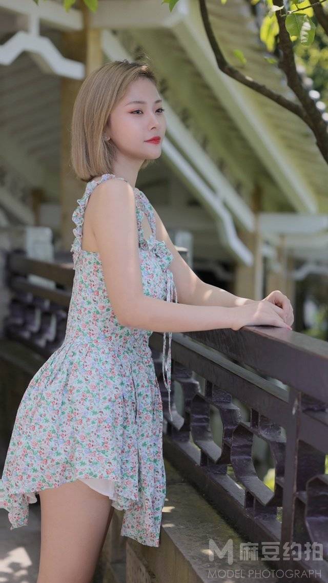 清新模特