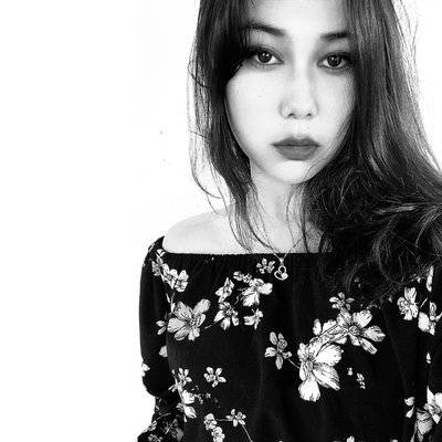 黑白模特